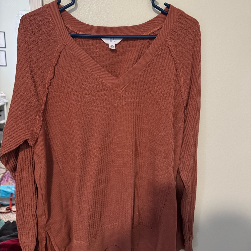 Women’s vneck waffle top